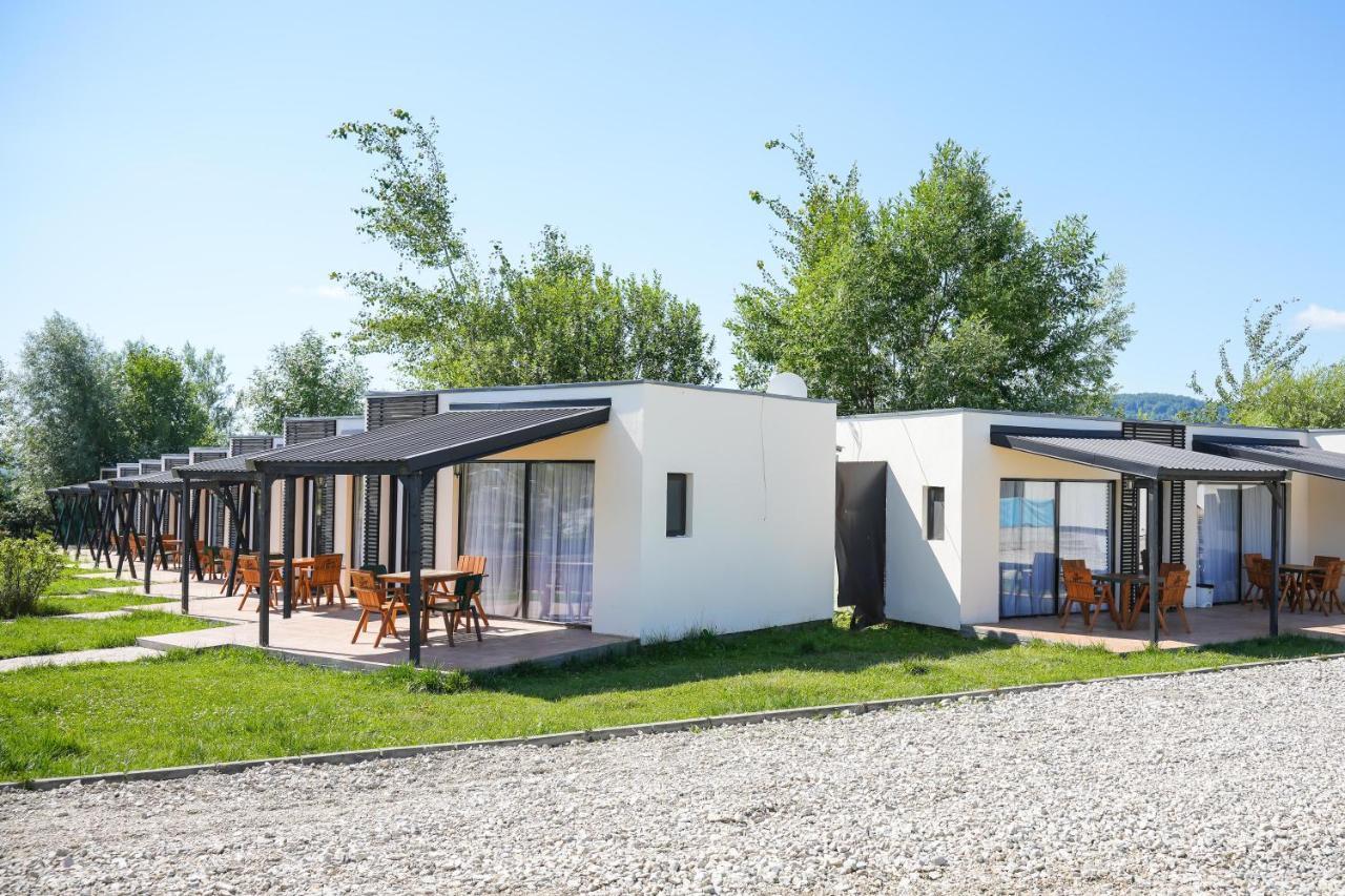 Вилла Bungalowuri "Doi Cocosi " Хорезу Экстерьер фото
